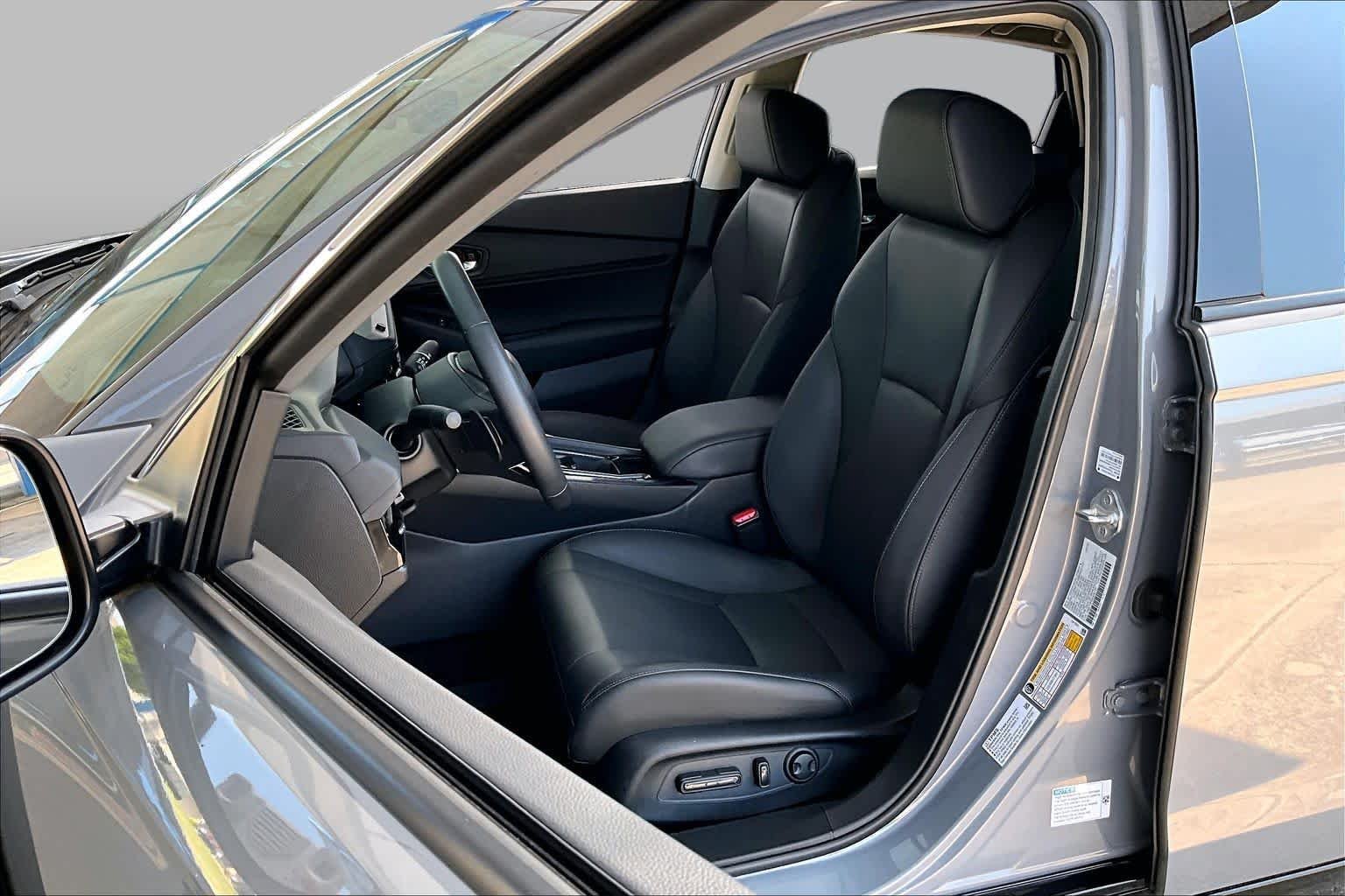 Certified Used 2025 Urban Gray Pearl Honda HYBRID EX-L image 8