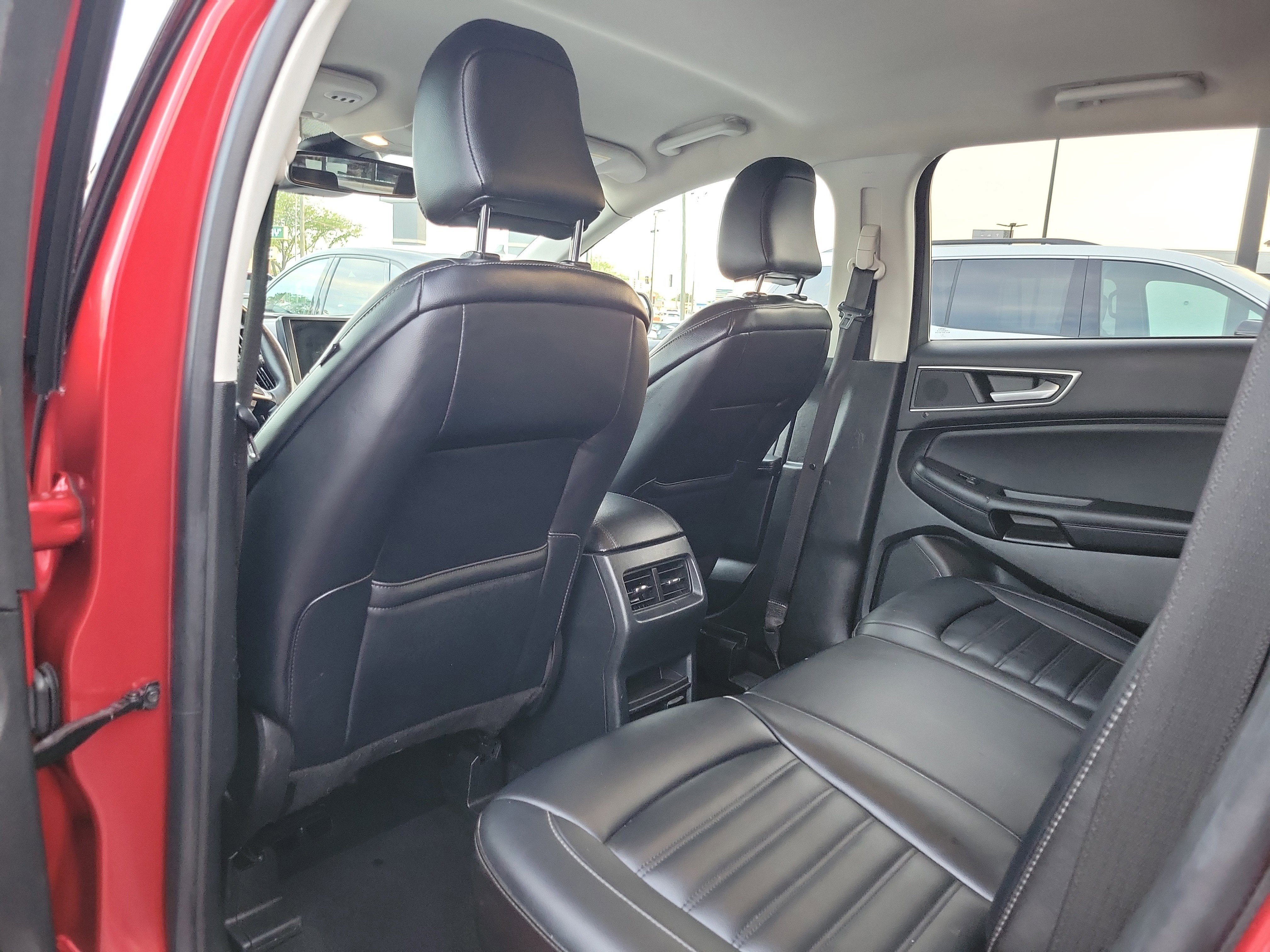 Used 2023 Red Ford  image 11