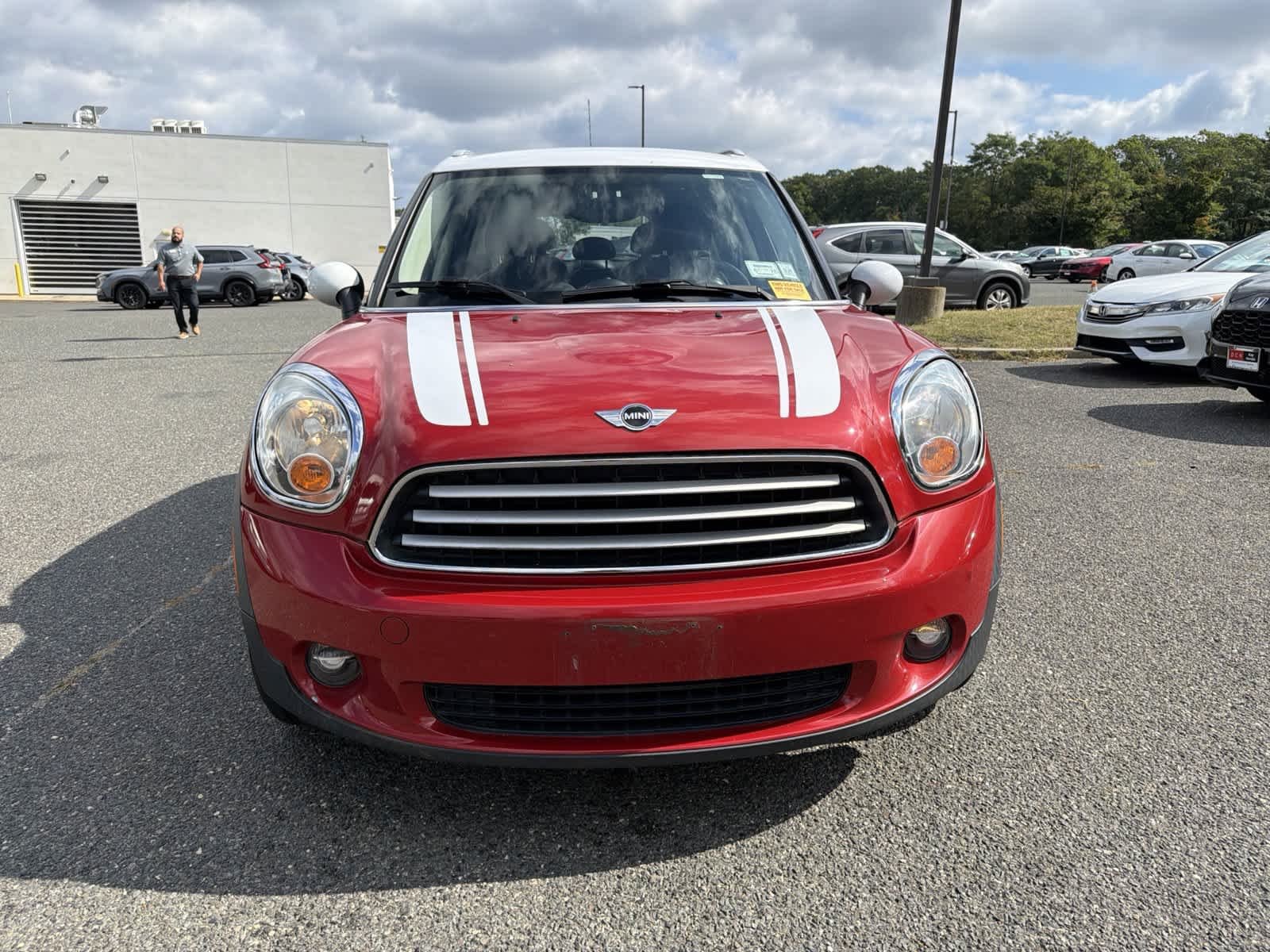 Used 2014 Red MINI  image 8