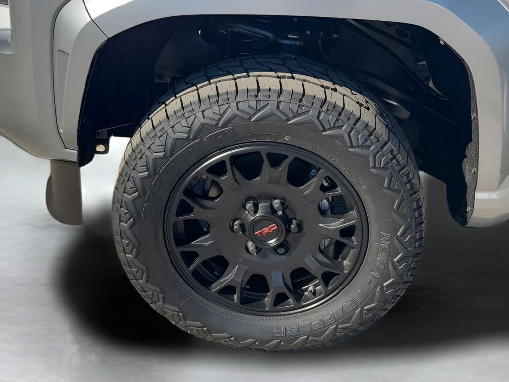 2026 Toyota Tacoma SR5 - Photo 17