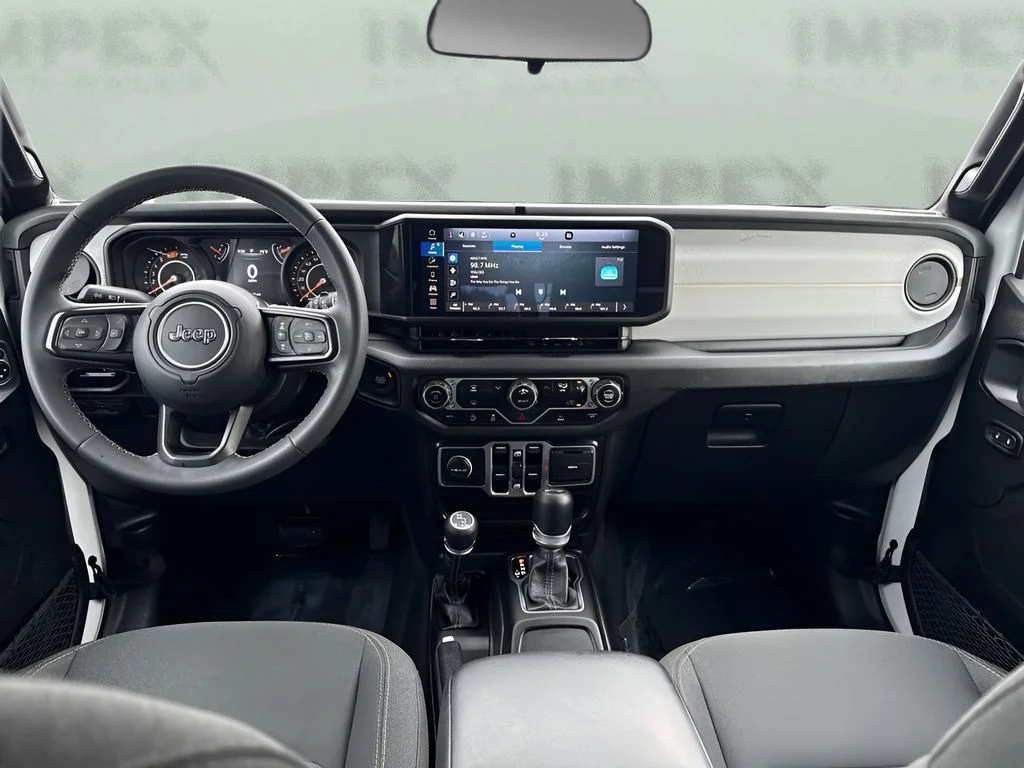 Used 2025 White Jeep Sport S image 11