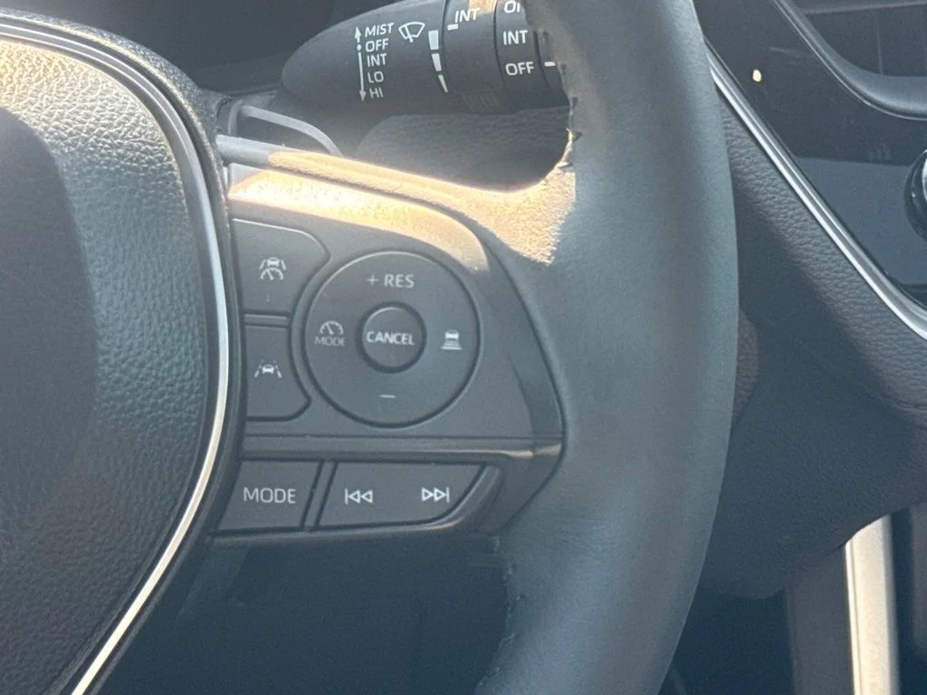 Used 2025  Toyota Hybrid XSE image 12