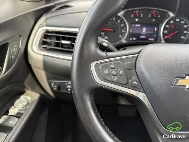 Used 2022 Silver Ice Metallic Chevrolet LT image 29