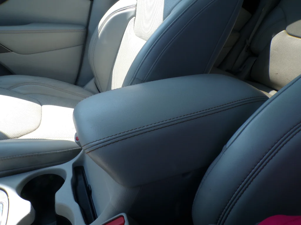 Used 2019 Velvet Red Pearlcoat Jeep Overland image 24