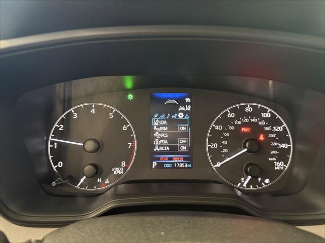 Certified Used 2023 WIND CHILL PEARL Toyota  image 11