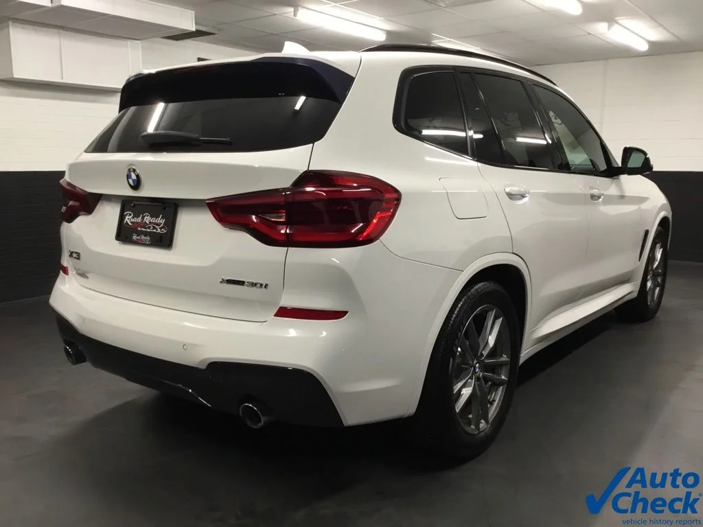 Used 2020 White BMW xDrive30i image 10