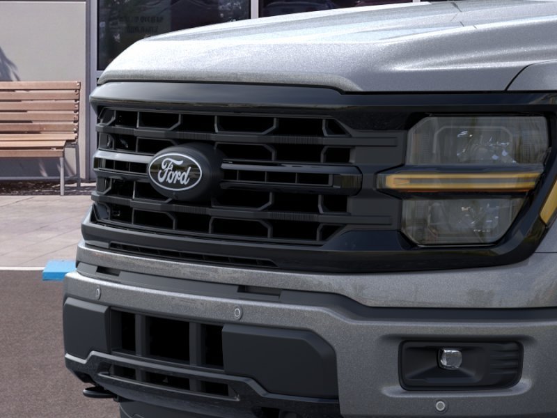 New 2026 Carbonized Gray Metallic Ford XLT image 17