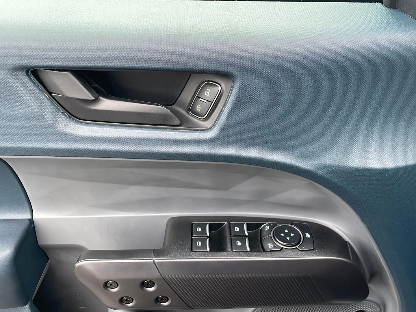 New 2026 Carbonized Gray Metallic Ford LARIAT image 11