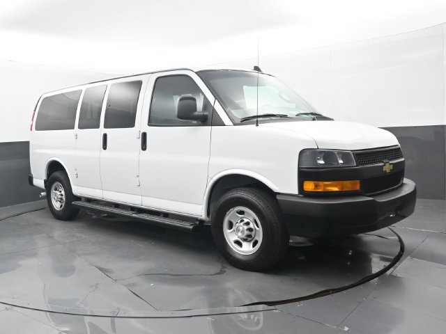Used 2022 Summit White Chevrolet LS image 20