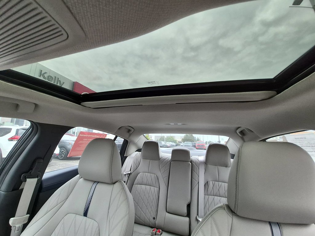 Used 2026 Super Black Nissan SL image 44