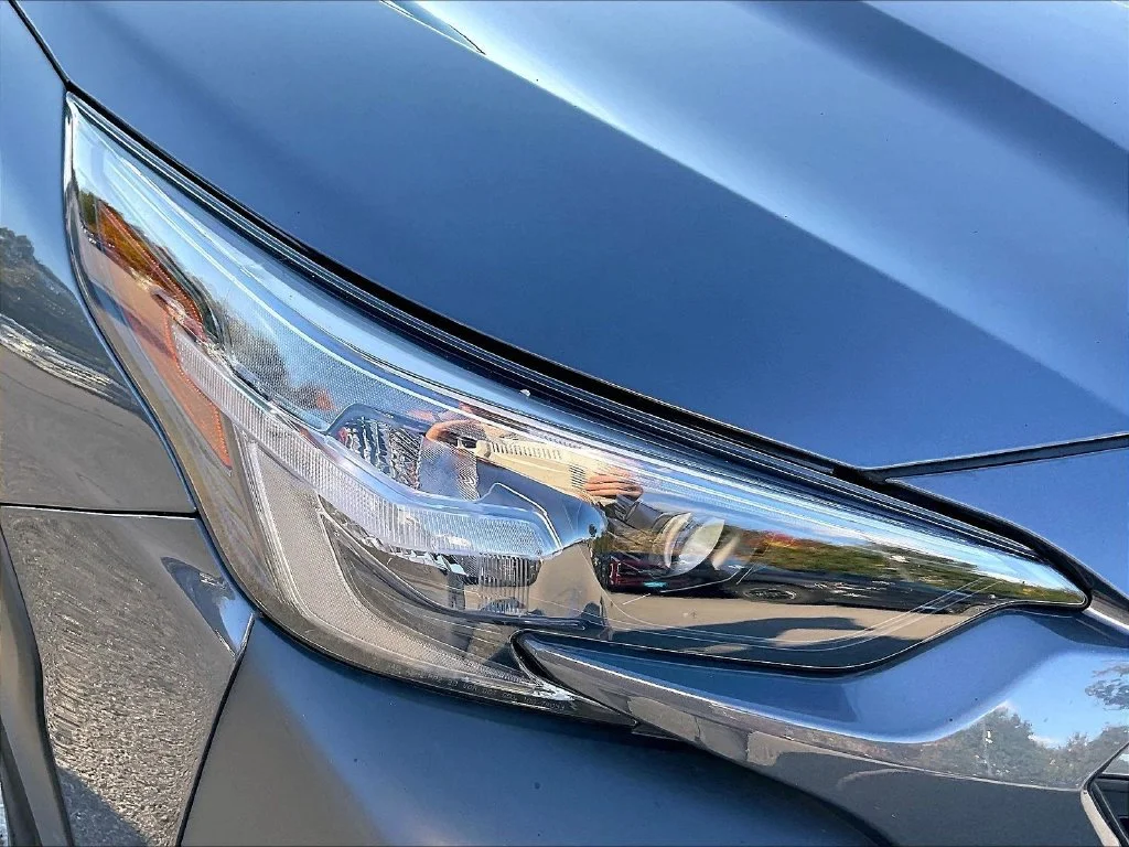 Used 2025 Magnetite Gray Metallic Subaru Premium image 29