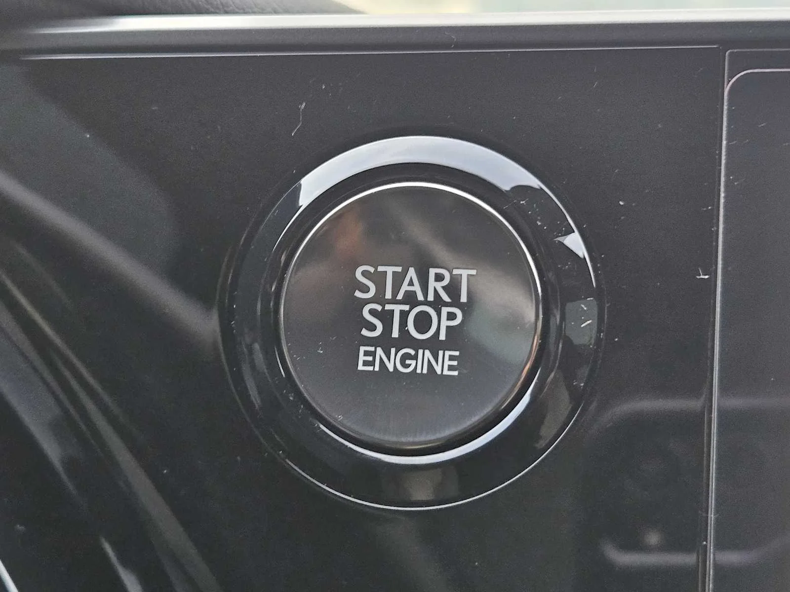 Certified Used 2025 CAVIAR Lexus  image 16