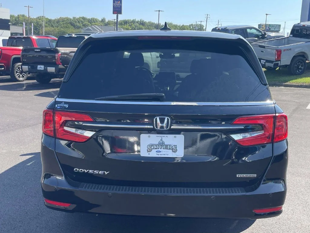 Certified Used 2022  Honda Touring image 4