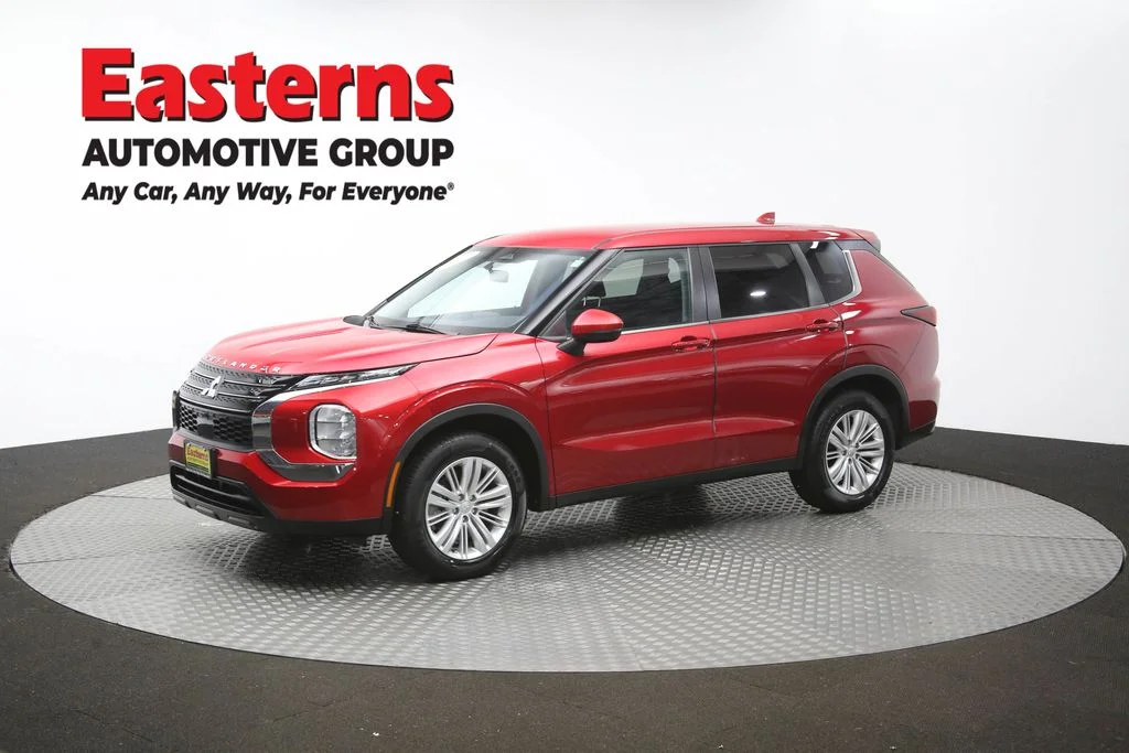 Used 2024 Red Mitsubishi ES image 56