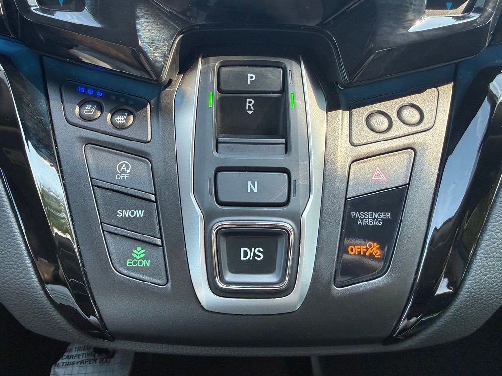Used 2022 Gray Honda Elite image 30