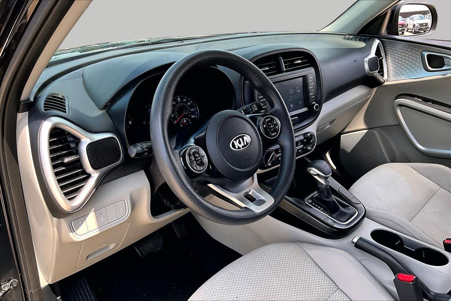 Used 2020 Cherry Black Kia LX image 18