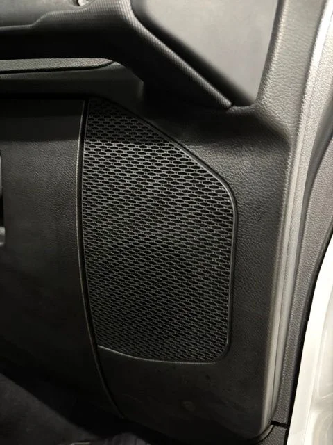Used 2023 White Jeep Mojave image 24