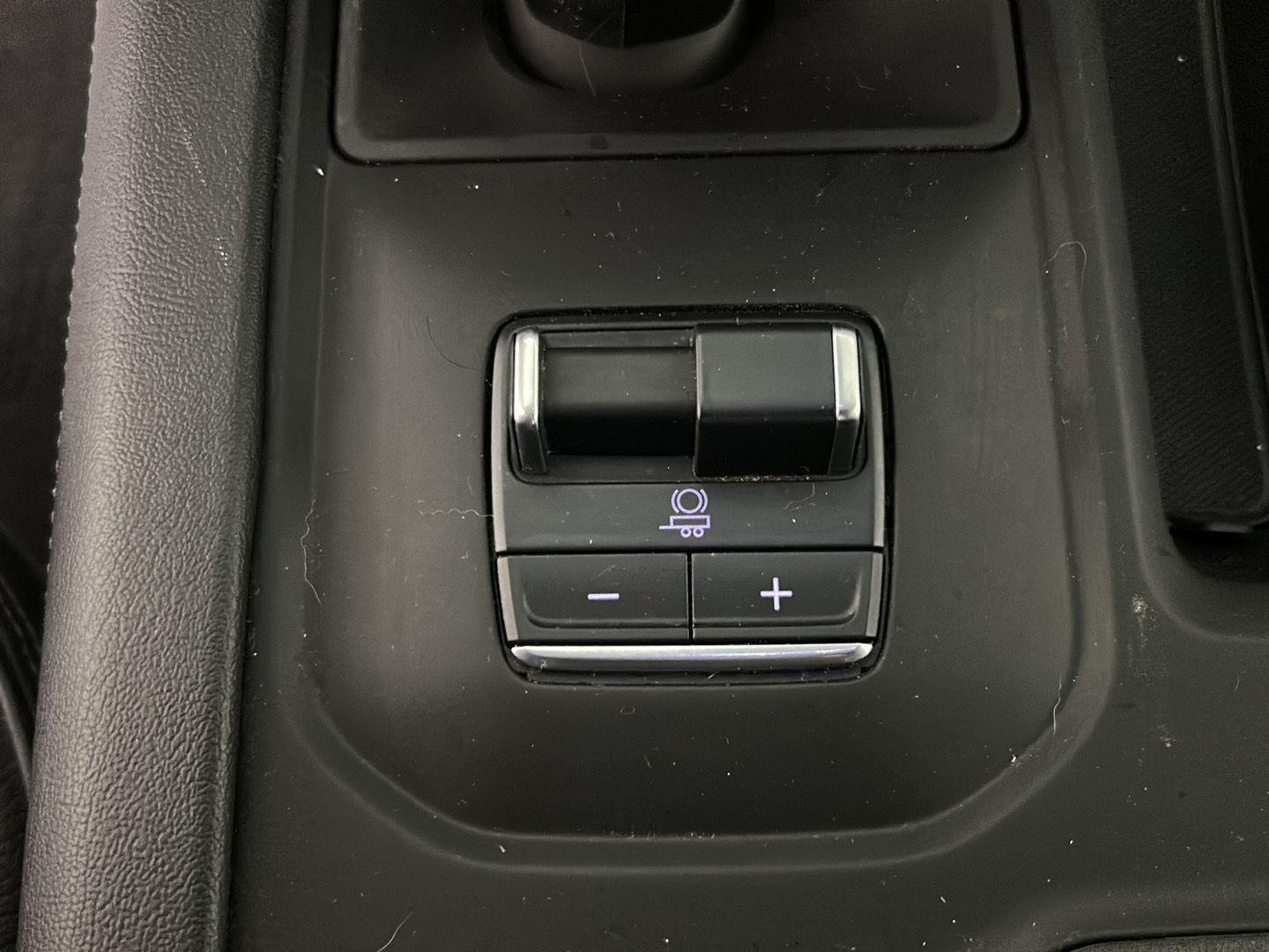 Used 2023 Onyx Black GMC Denali image 33