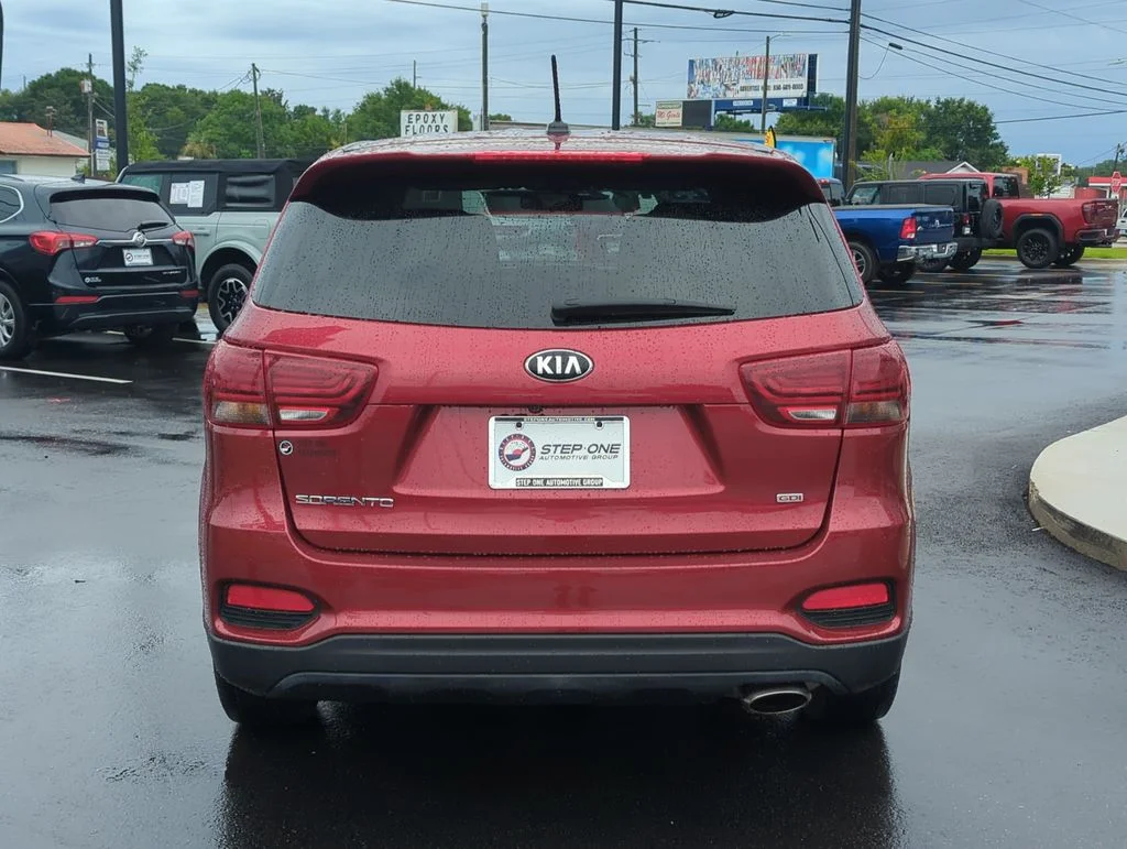 Used 2019 Red Kia LX image 6