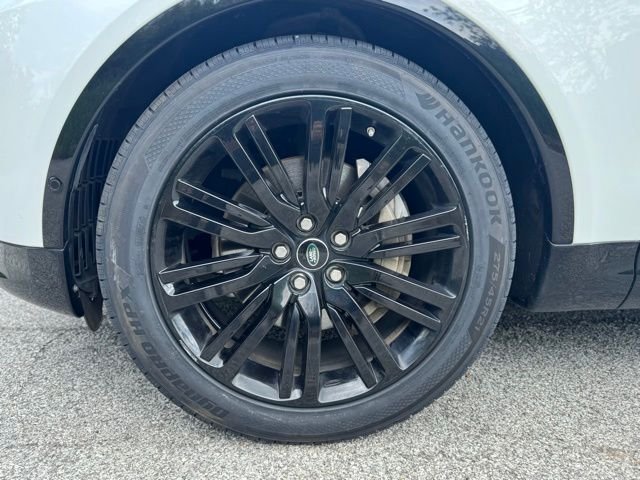 Used 2019 Land Rover Discovery HSE LUX with VIN SALRT2RVXK2408708 for sale in Crown Point, IN