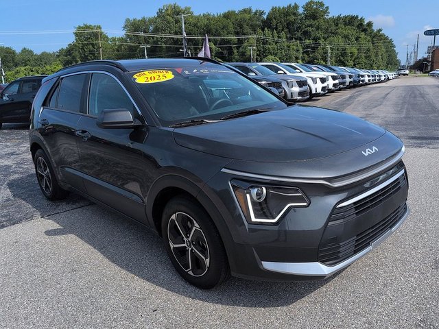 2025 Kia Niro LX