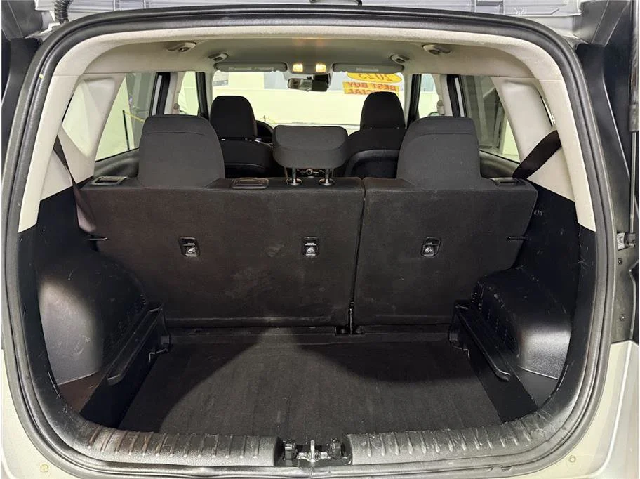 2023 Kia Soul LX - Photo 22