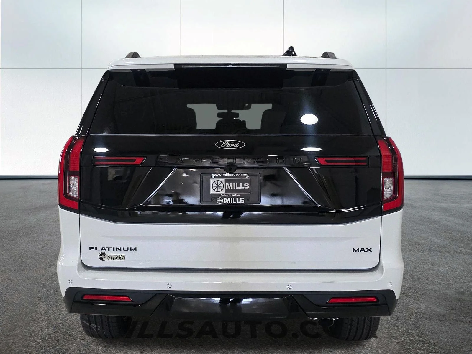 New 2026 White Ford Platinum image 6