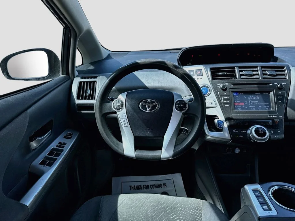 Used 2014 Gray Toyota Three image 25