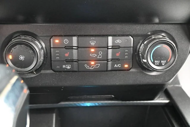 Certified Used 2019 Magnetic Ford XLT image 13