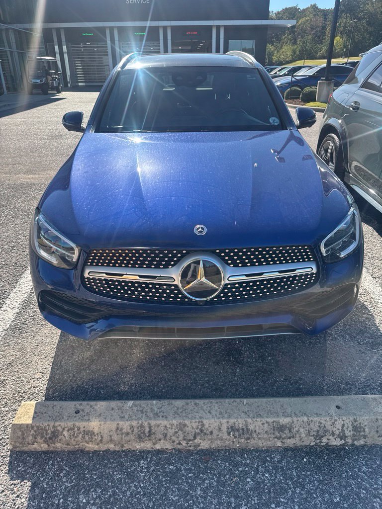 Used 2021 Brilliant Blue Metallic Mercedes-Benz GLC 300 image 8