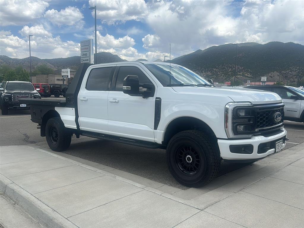 Used 2024 Oxford White Ford LARIAT image 3