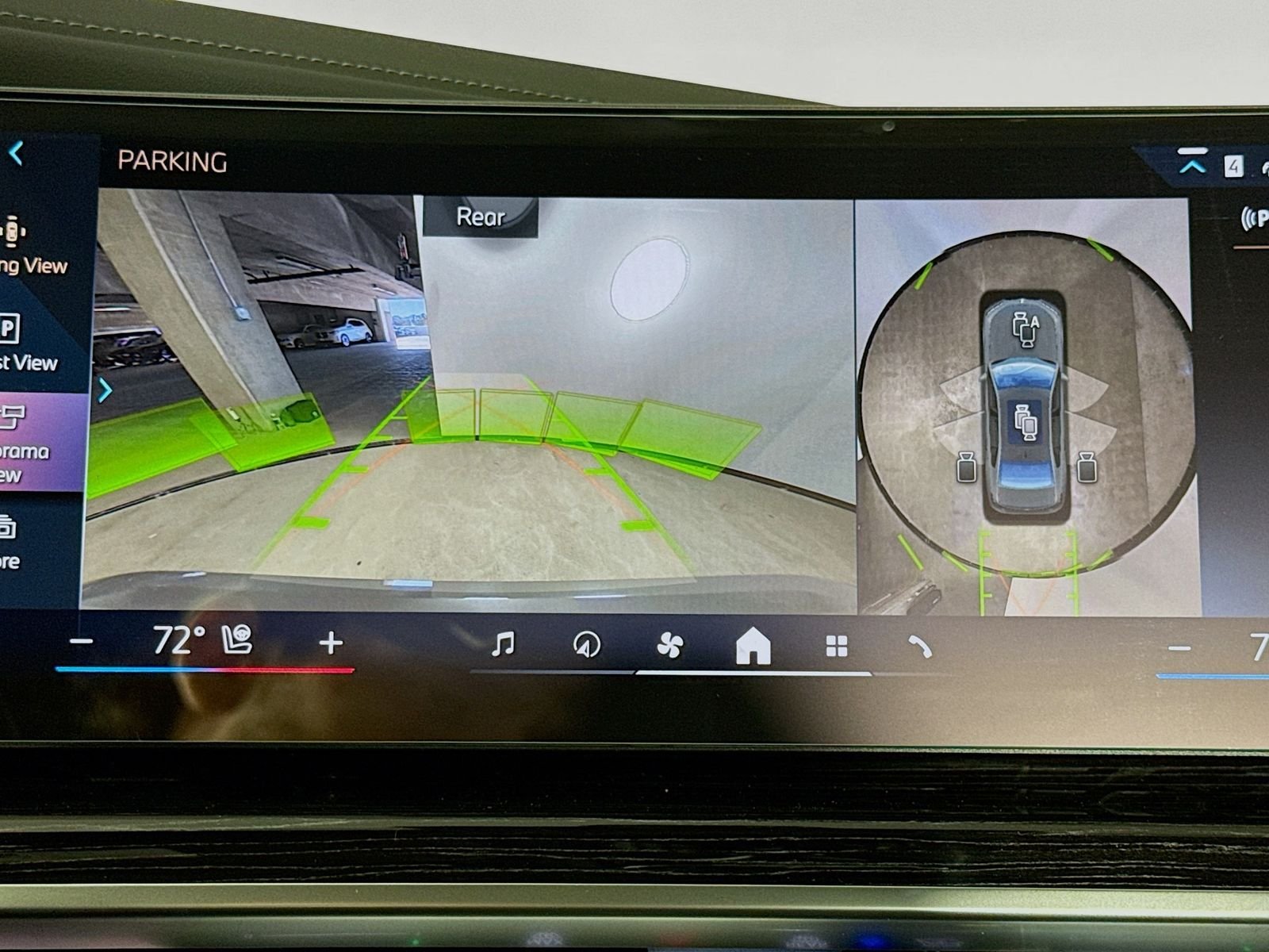 New 2026 Dravit Grey Metallic BMW 750e xDrive image 14