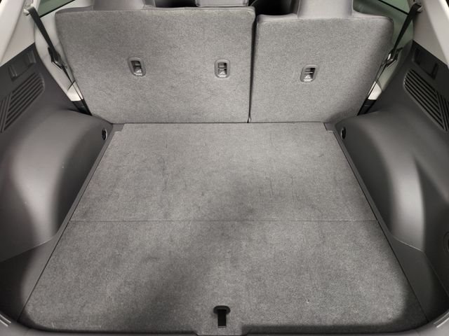 Used 2024 Black Hyundai SE image 19