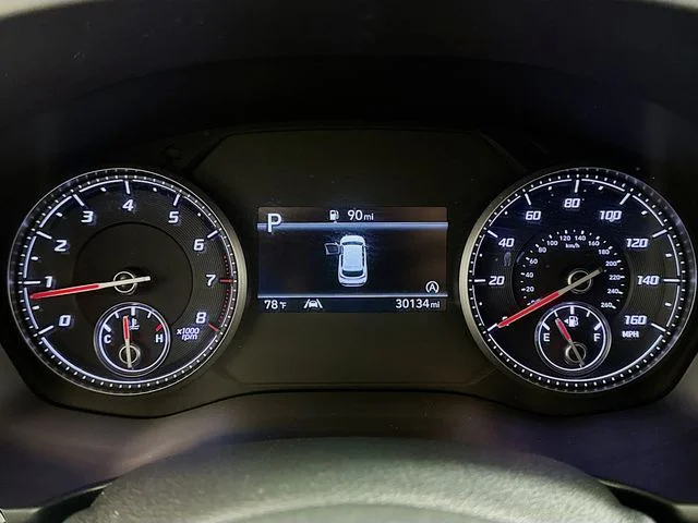 Certified Used 2023 Gray Hyundai SEL image 18