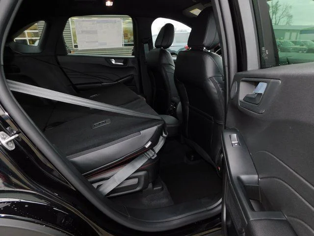 New 2026 Agate Black Metallic Ford ST-Line Select image 26
