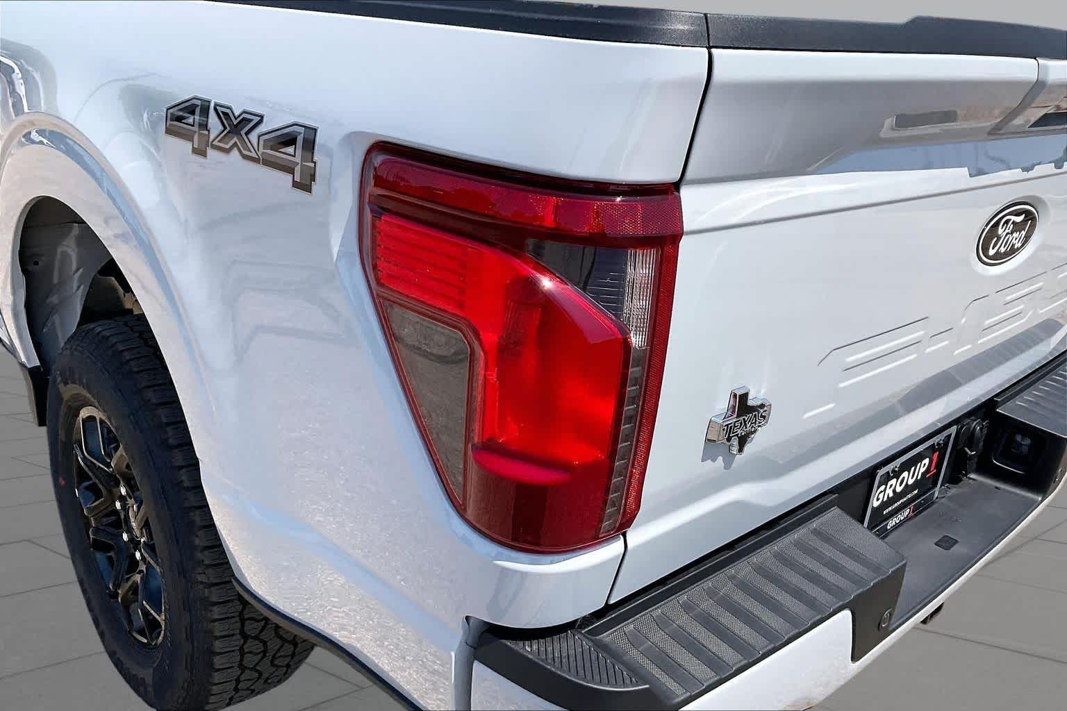 New 2026 Avalanche Ford XLT image 14