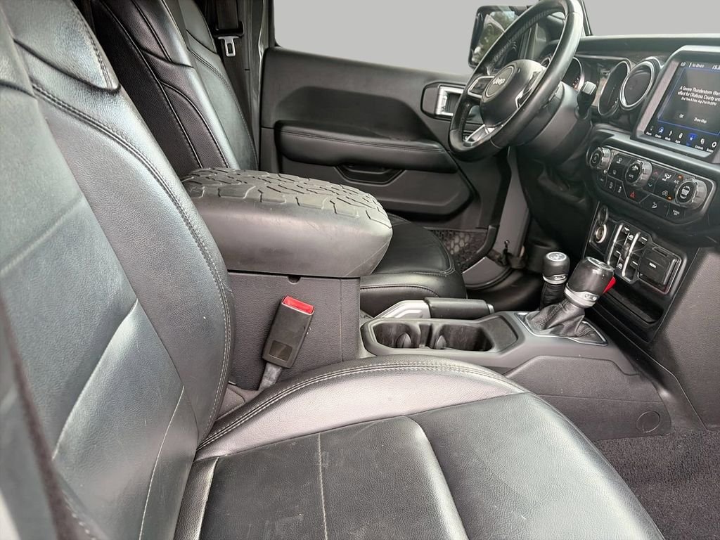 Used 2020 Gray Jeep Unlimited Sahara Altitude image 8