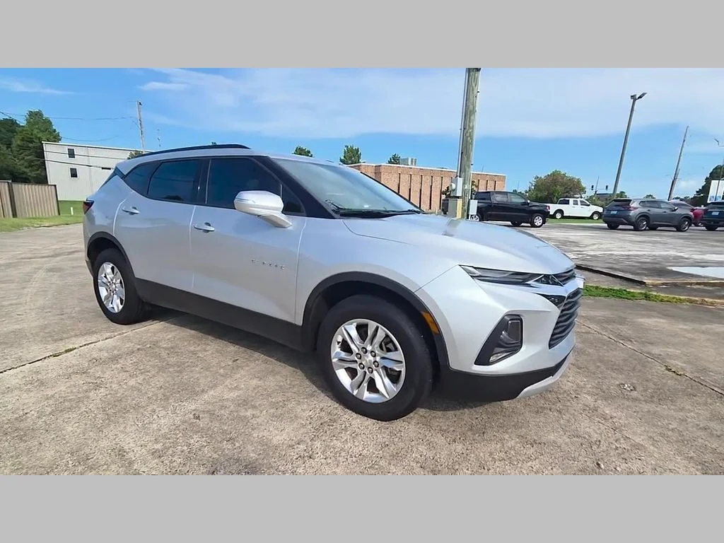 Used 2019 Silver Chevrolet Base image 51