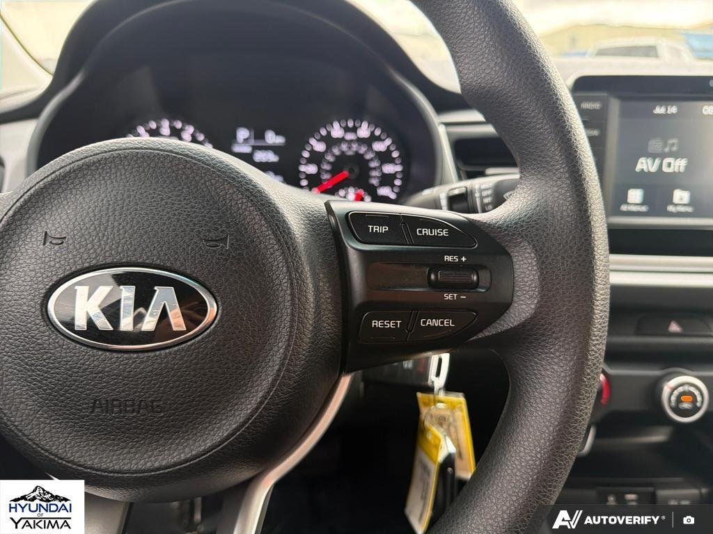 Used 2019  KIA S image 16