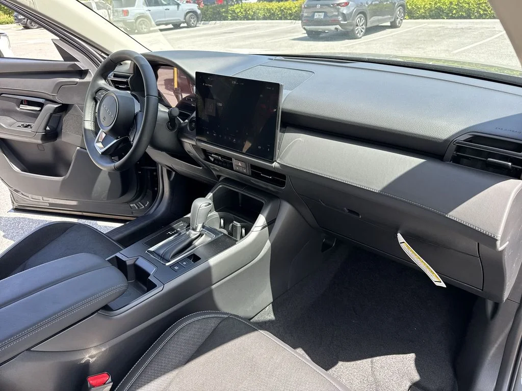 New 2026 Machine Gray Metallic Mazda 2.5 S Select AWD image 32