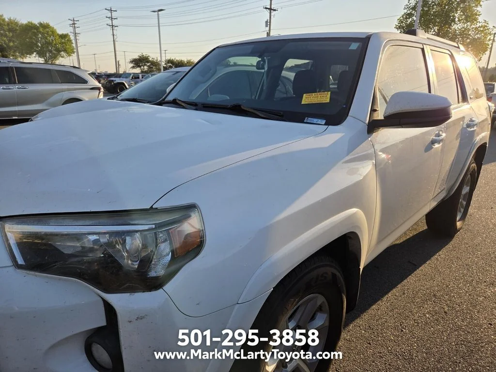 Used 2019 White Toyota SR5 image 9