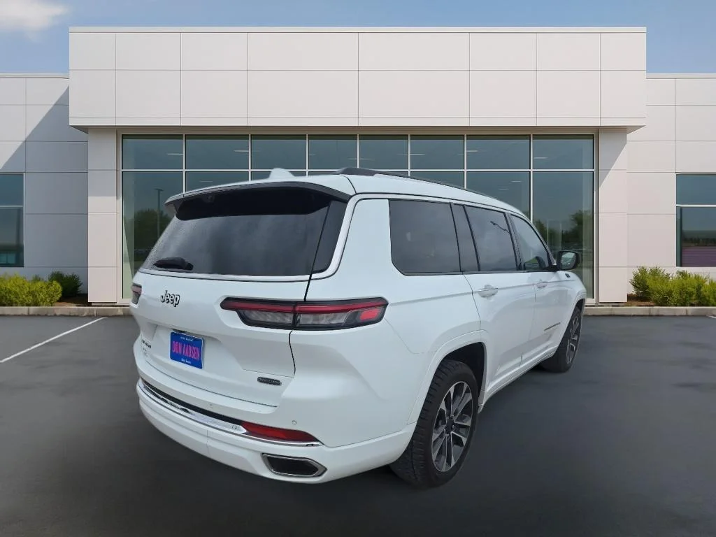 Used 2022 Bright White Jeep Overland image 7