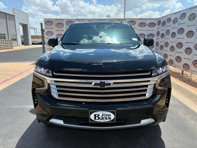 Used 2023 Black Chevrolet High Country image 3