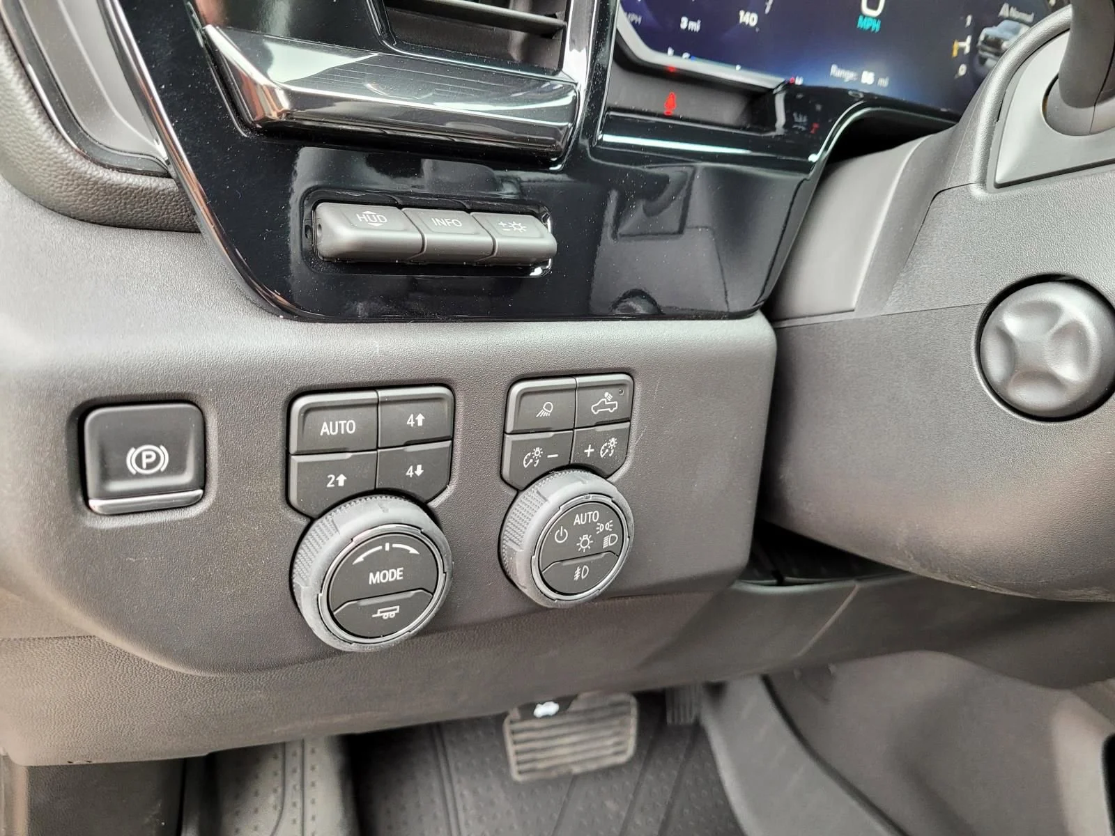 New 2026 White Sands Chevrolet ZR2 image 17