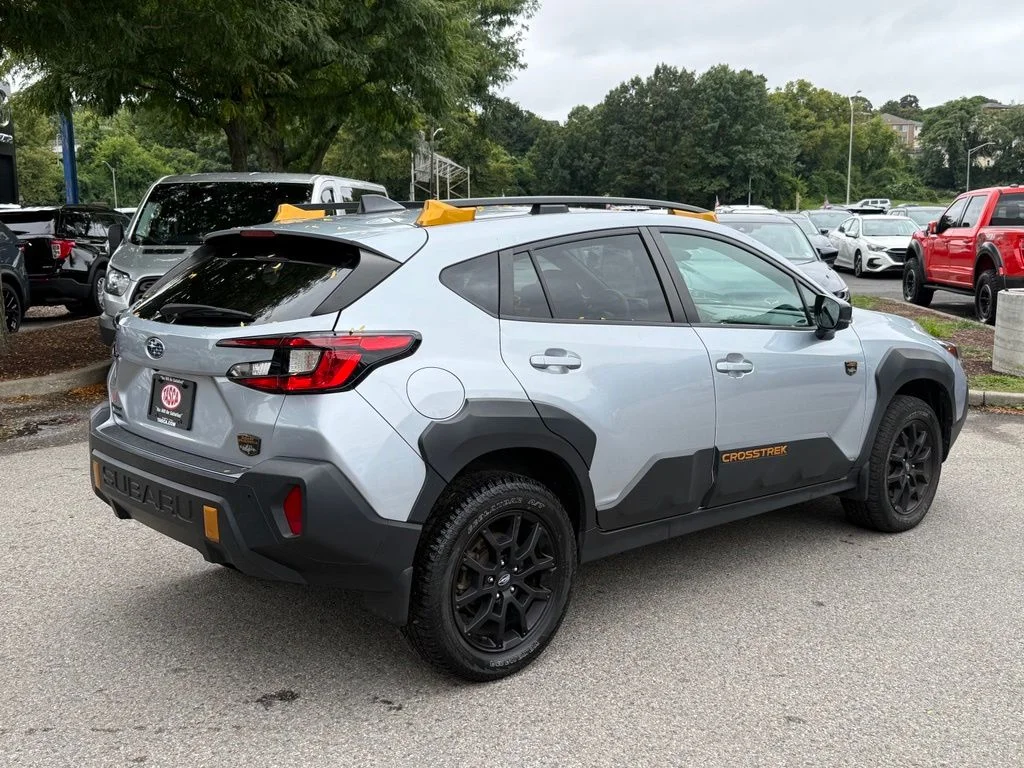 Used 2024 Ice Silver Metallic Subaru Wilderness image 10