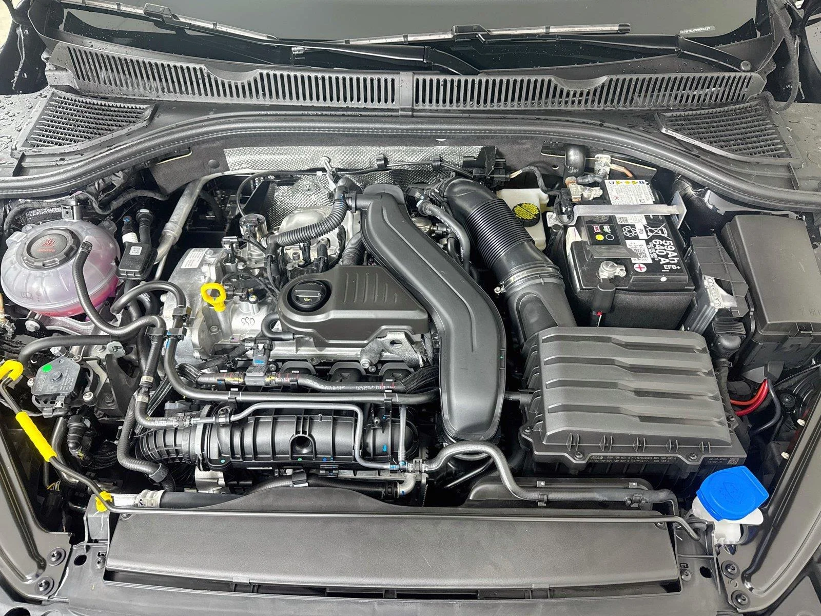 New 2027 Deep Black Pearl Volkswagen SE image 29