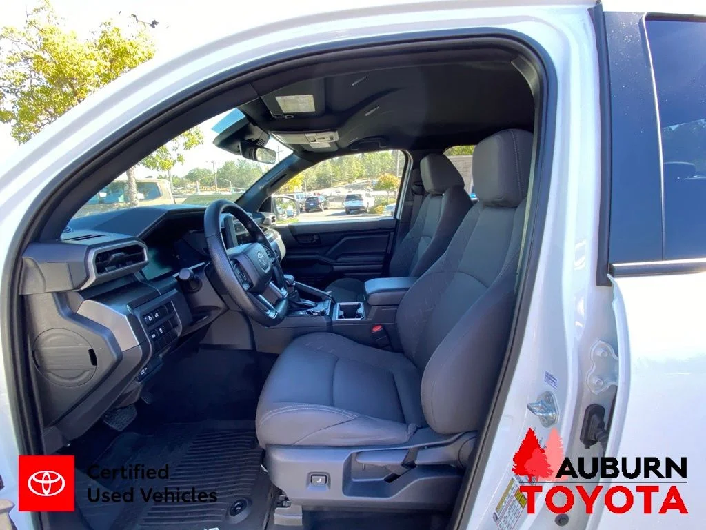 Certified Used 2025 Ice Cap Toyota SR5 image 29