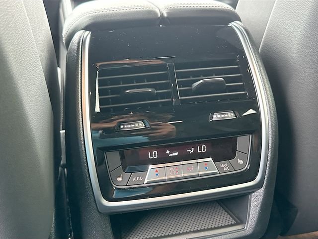 New 2027 Gray BMW xDrive40i image 20