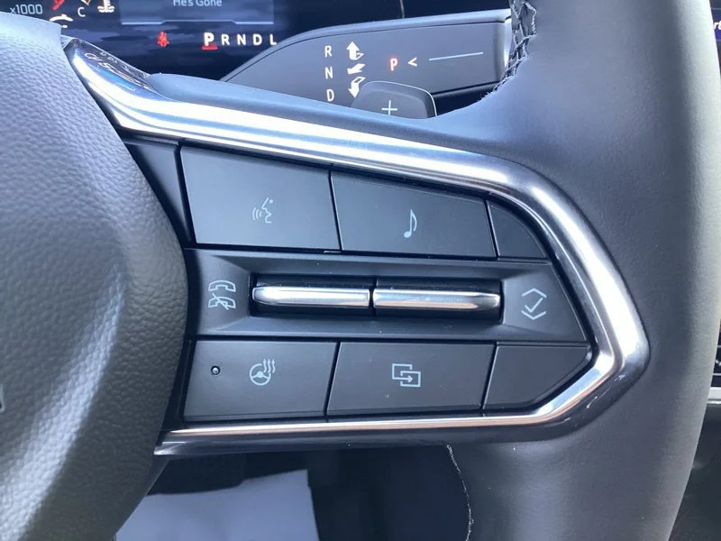 2027 Chevrolet Equinox LT - Photo 31