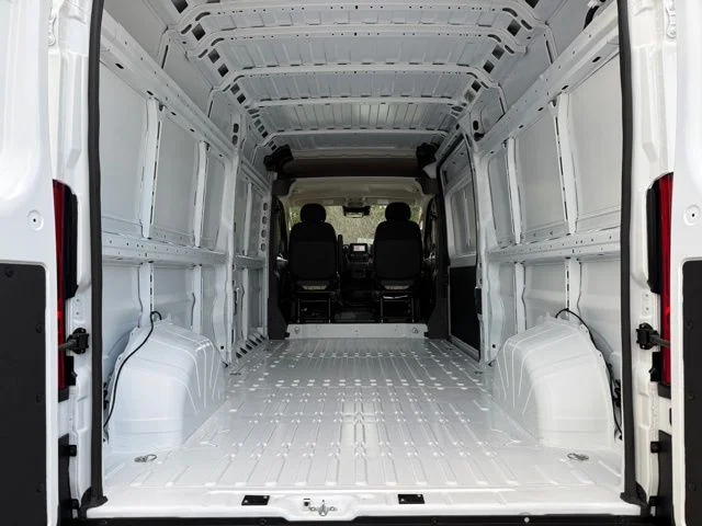 New 2026 Bright White Clear-Coat Exterior Paint RAM High Roof image 27
